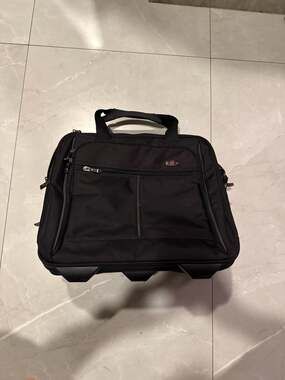 Wenger SwissGear Patriot II Rolling Laptop Case with Warner Bros Logo